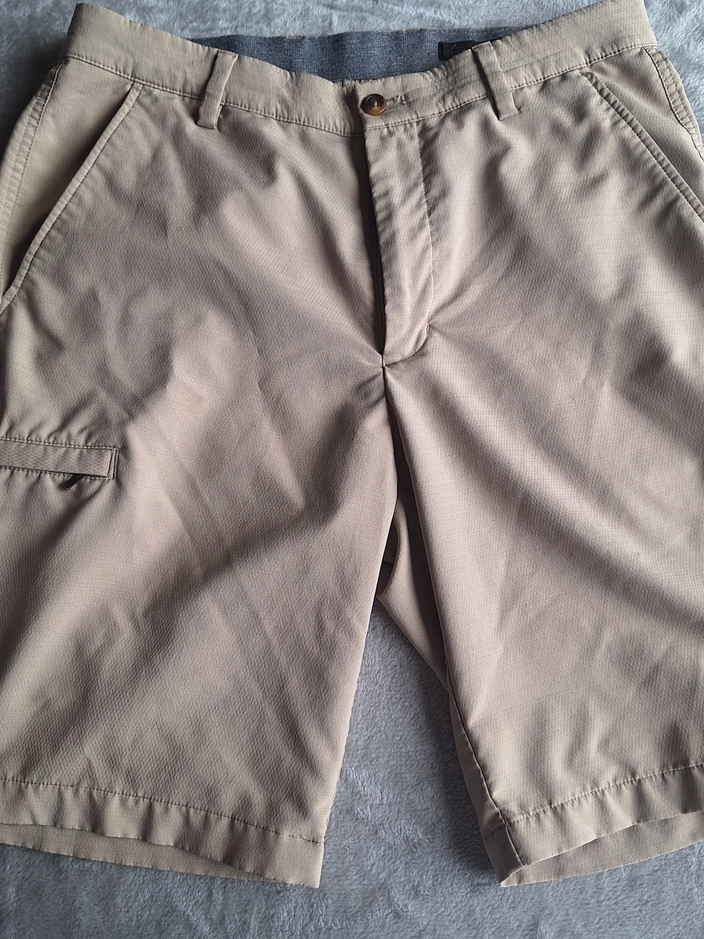 Greg Norman Collection Tan Cargo Shorts